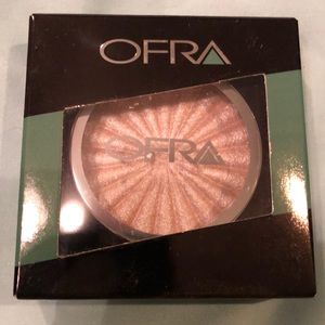 BNIB Ofra Highlighter in Pillowtalk